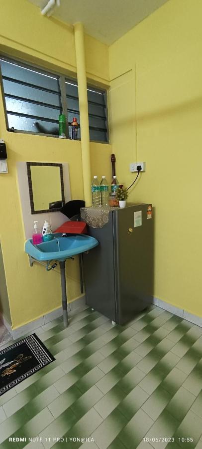 Homestay Rezeki Batu Gajah Ngoại thất bức ảnh