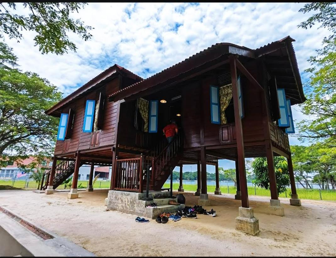 Homestay Rezeki Batu Gajah Ngoại thất bức ảnh